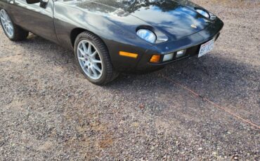 Porsche-928-1980-grey-2