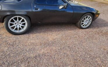 Porsche-928-1980-grey