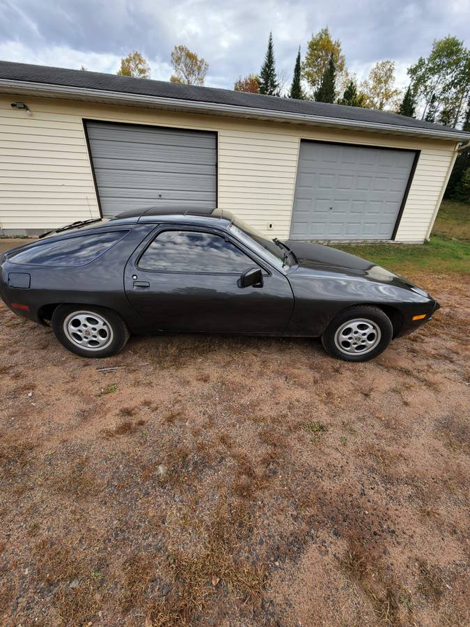 Porsche-928-1980-grey-6