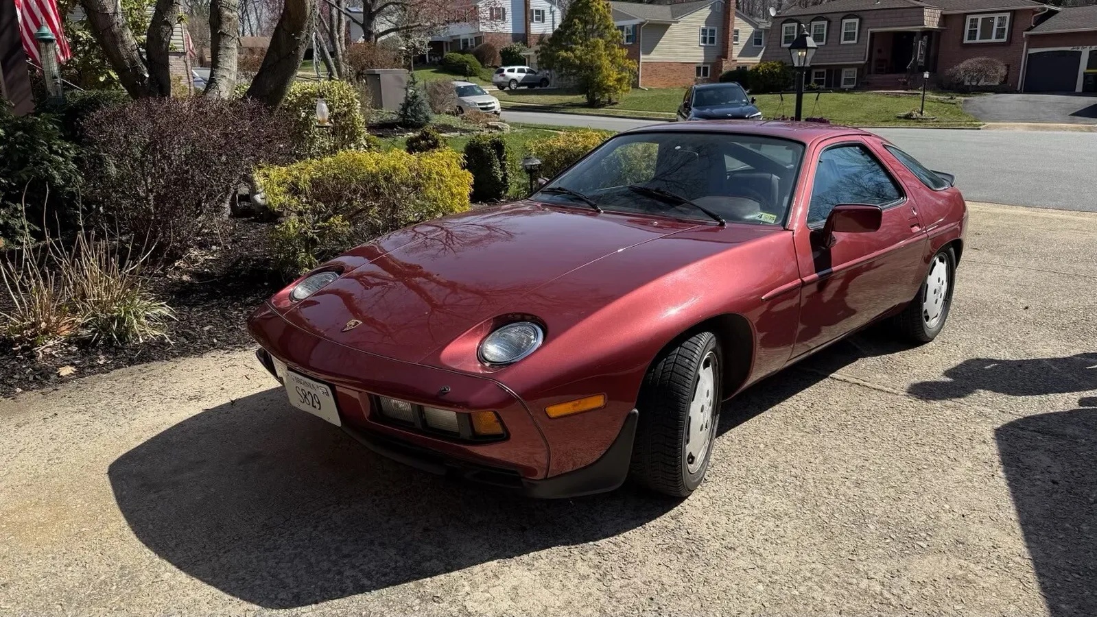 Porsche-928-1986-Burgundy-Burgundy-1