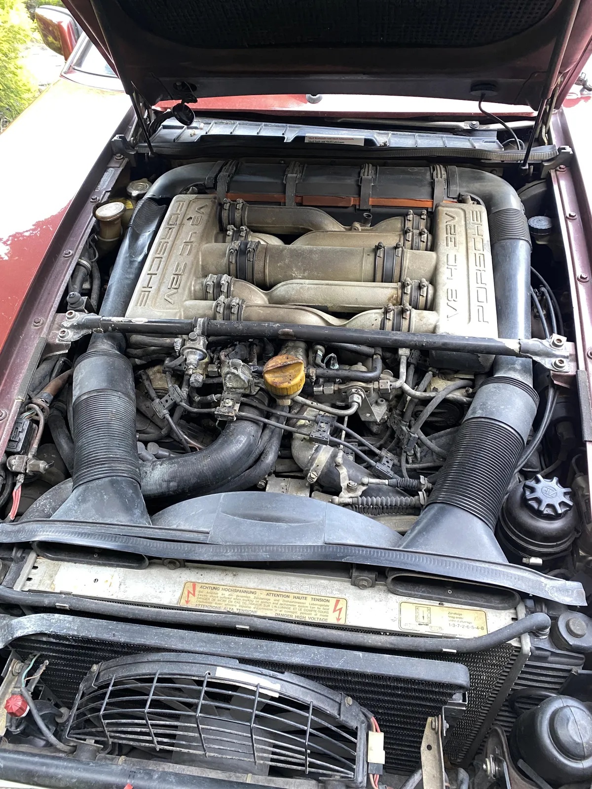 Porsche-928-1986-Burgundy-Burgundy-10