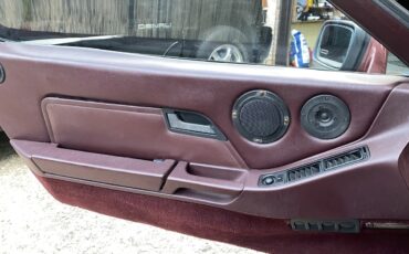 Porsche-928-1986-Burgundy-Burgundy-17