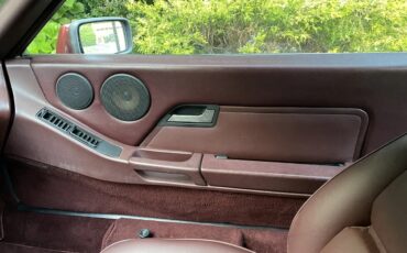 Porsche-928-1986-Burgundy-Burgundy-18