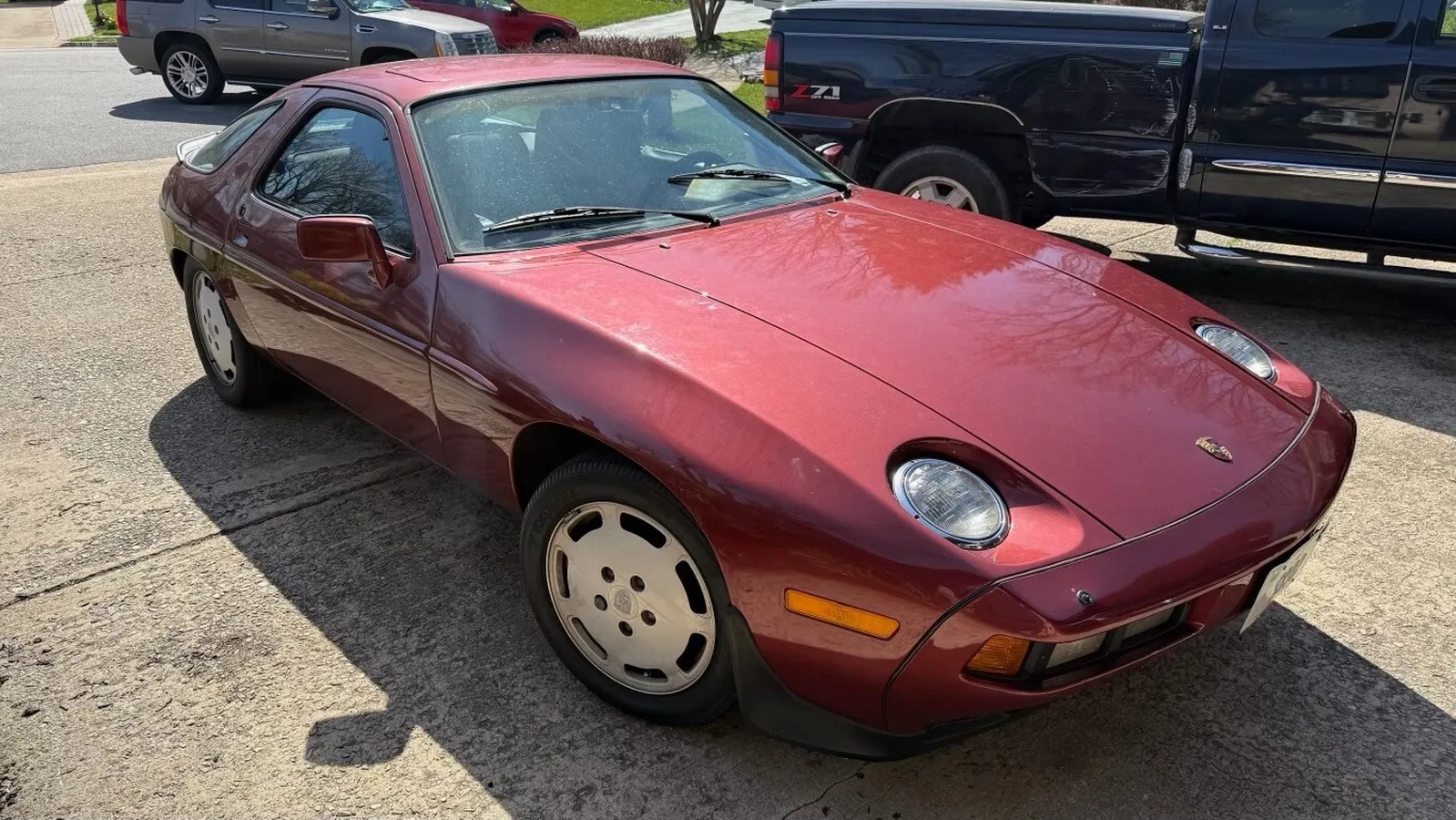 Porsche-928-1986-Burgundy-Burgundy-19