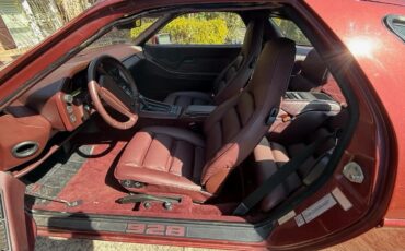 Porsche-928-1986-Burgundy-Burgundy-3