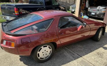 Porsche-928-1986-Burgundy-Burgundy