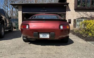 Porsche-928-1986-Burgundy-Burgundy-6