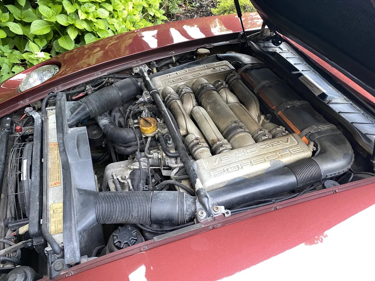 Porsche-928-1986-Burgundy-Burgundy-9
