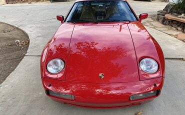 Porsche-928-1989-Red-Black
