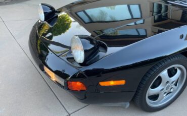 Porsche-928-gts-1994-black-5