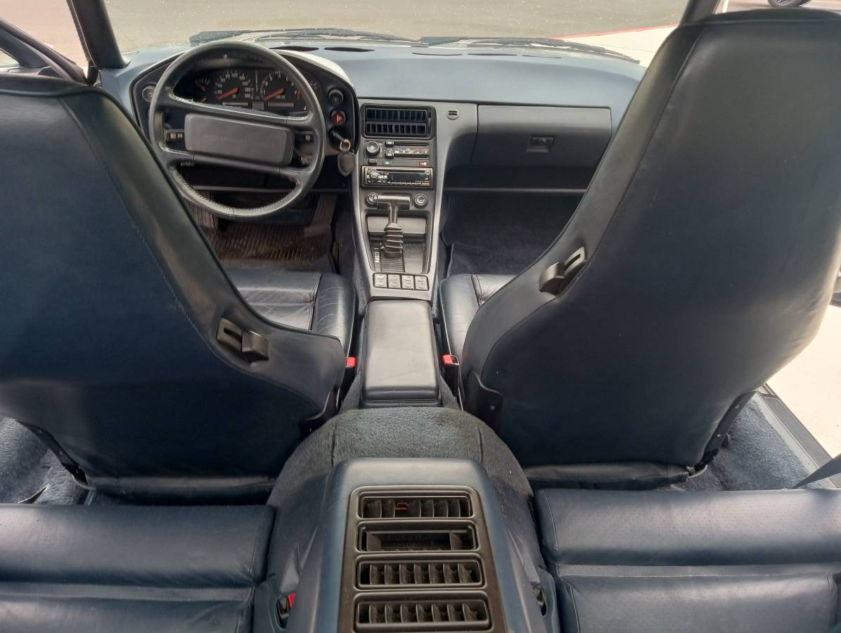 Porsche-928-s4-1989-silver-13