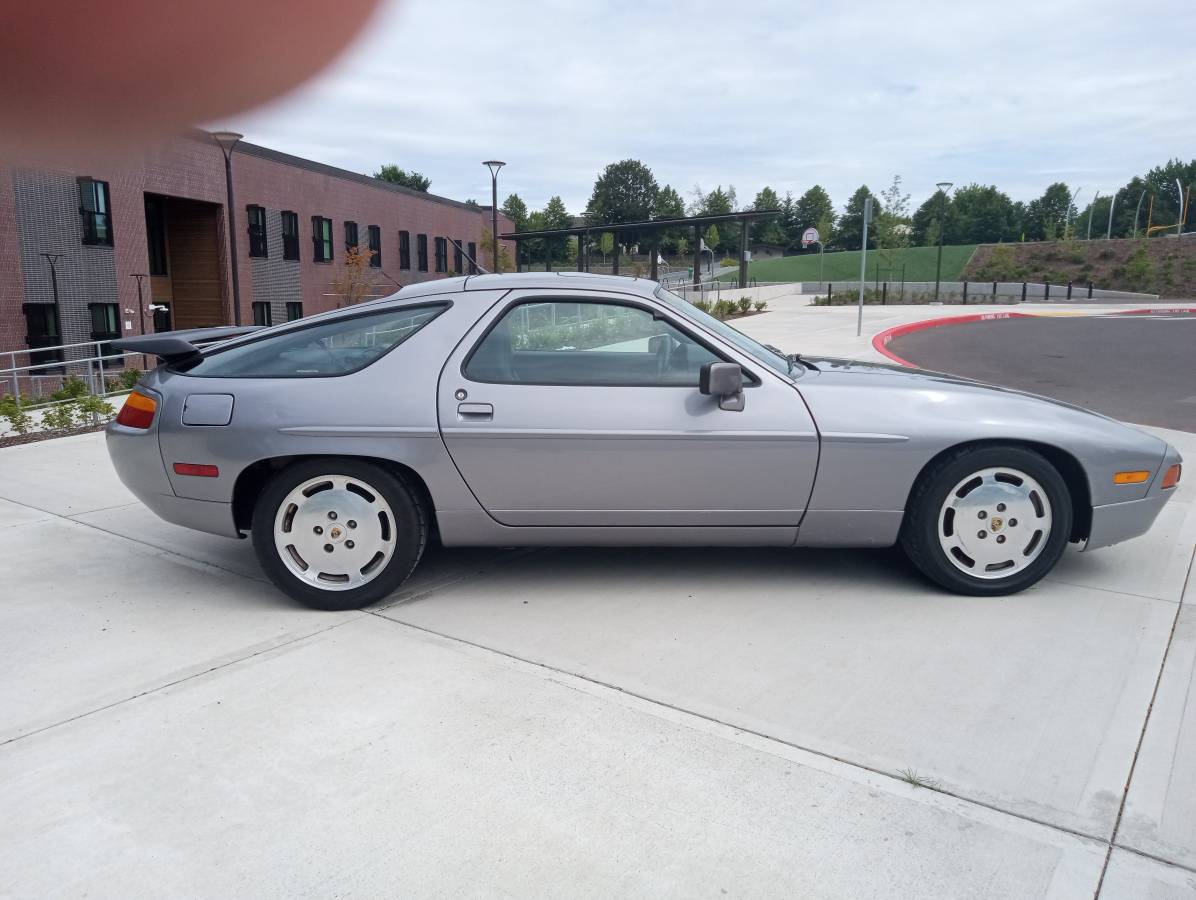 Porsche-928-s4-1989-silver-2