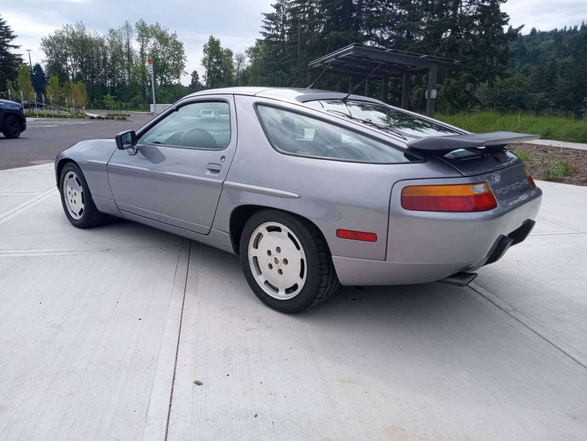 Porsche-928-s4-1989-silver