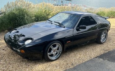 Porsche-928s-1984-Black-Black-1
