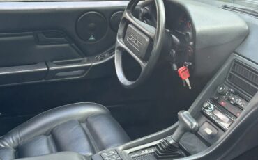 Porsche-928s-1984-Black-Black-10