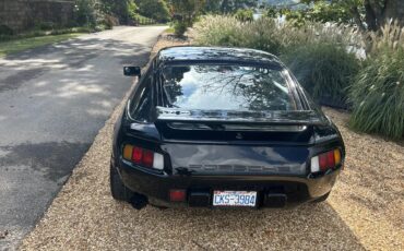 Porsche-928s-1984-Black-Black-9