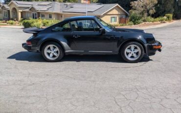 Porsche-930-1976-1
