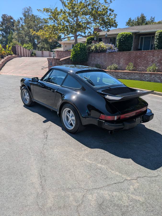 Porsche-930-1976-102