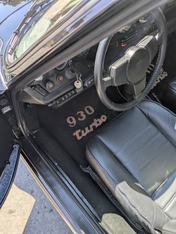 Porsche-930-1976-119