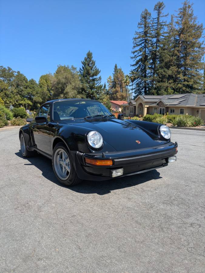 Porsche-930-1976-23