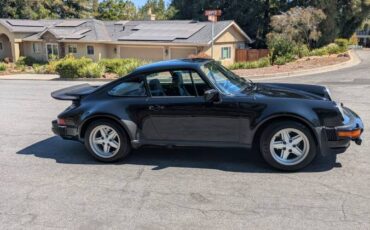 Porsche-930-1976-24