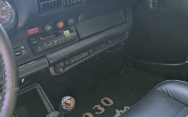 Porsche-930-1976-71
