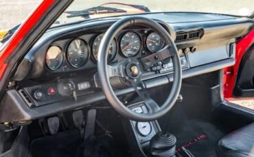 Porsche-930-1979-Guards-Red-Black-11