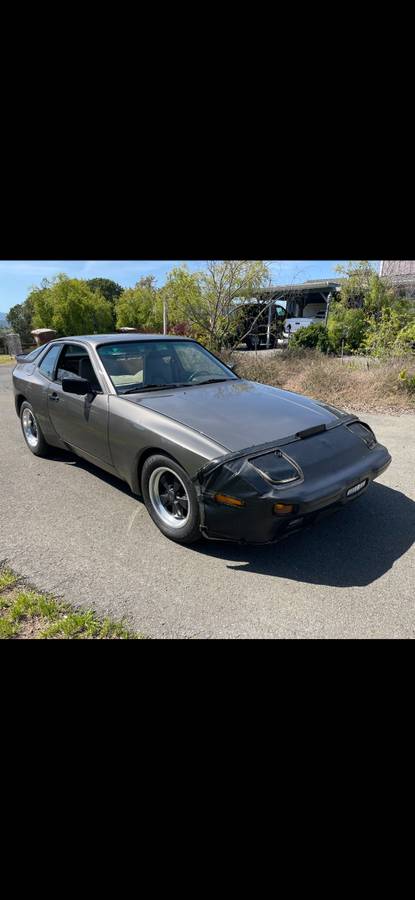 Porsche-944-1983-brown-26