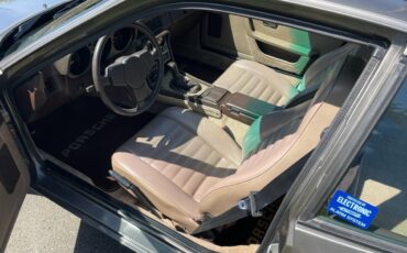 Porsche-944-1983-brown-6