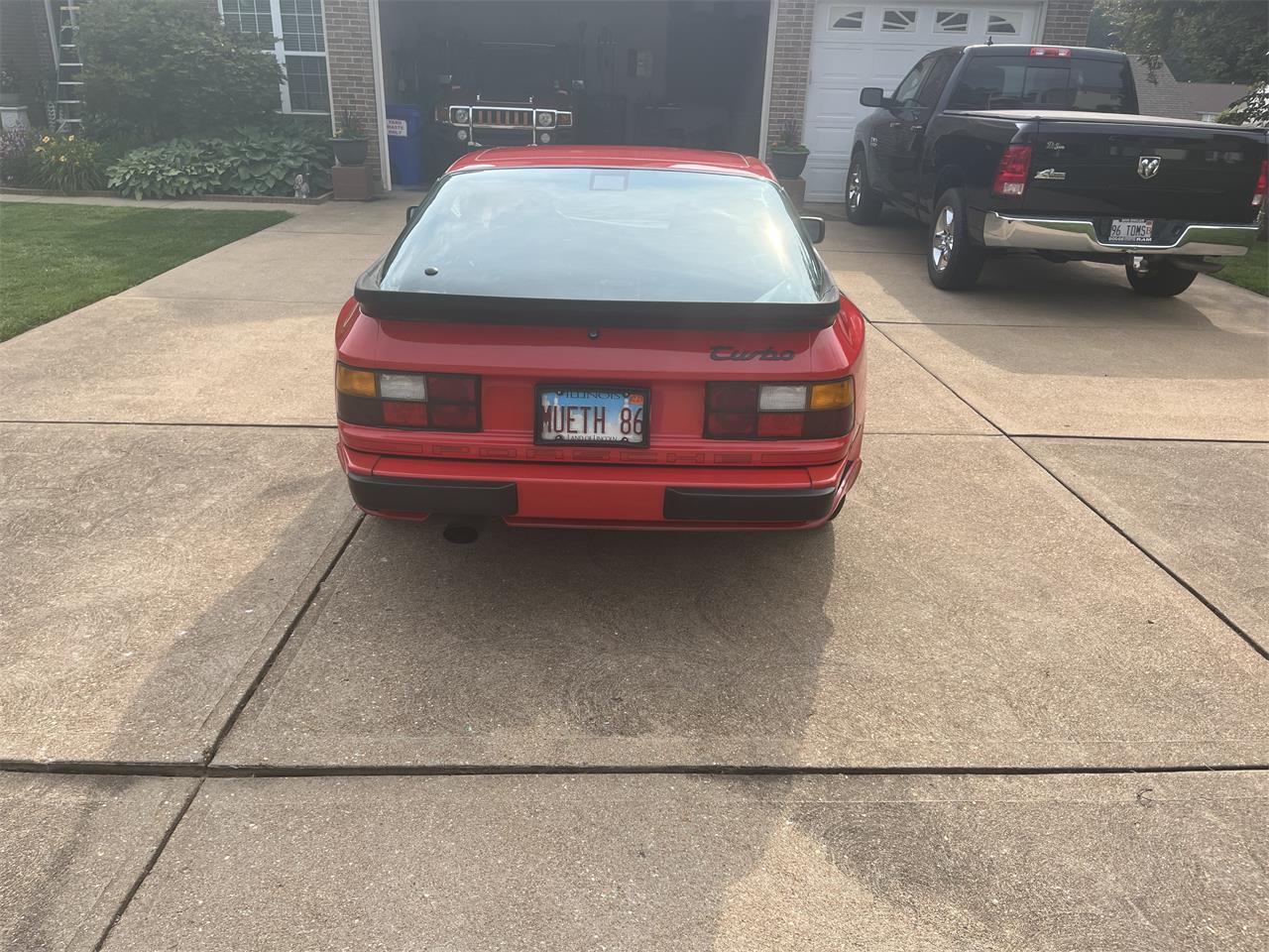 Porsche-944-1986-Red-Black-3