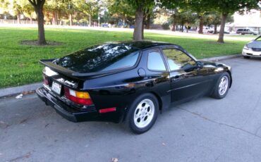 Porsche-944-1986-black-1