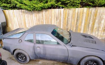 Porsche-944-1988-black-2
