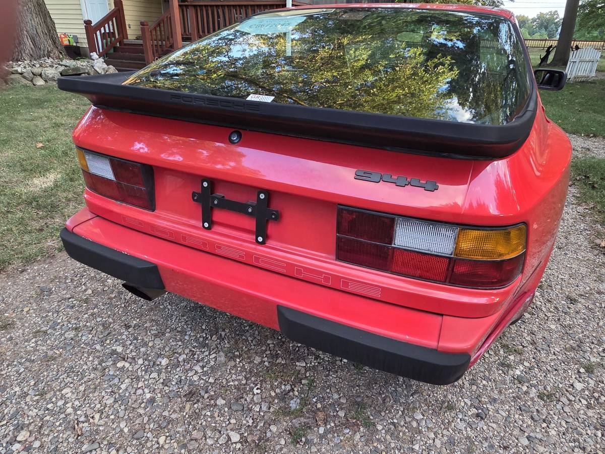 Porsche-944-1989-2