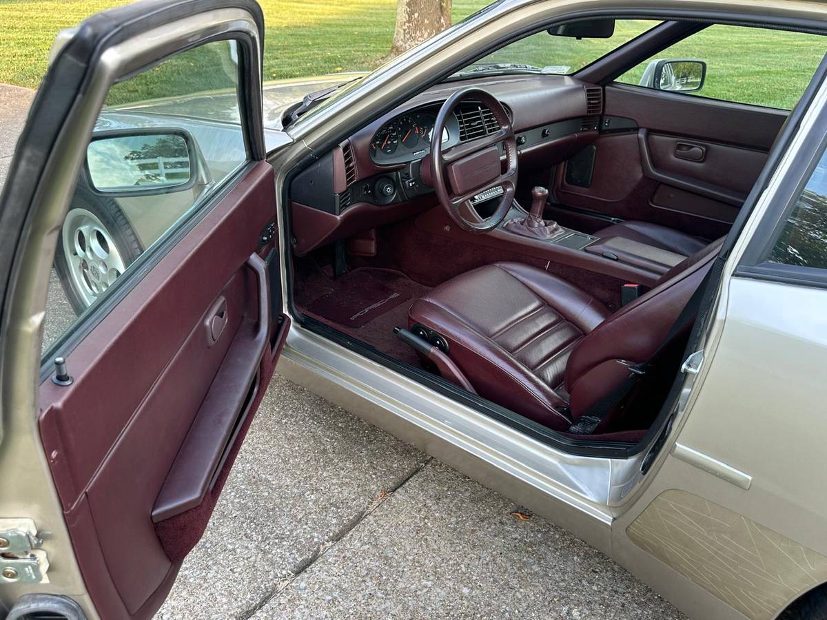 Porsche-944-1989-7