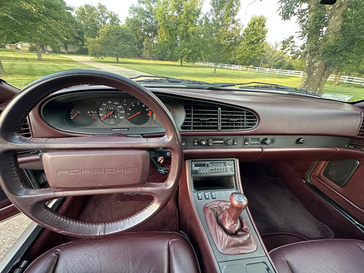 Porsche-944-1989-8