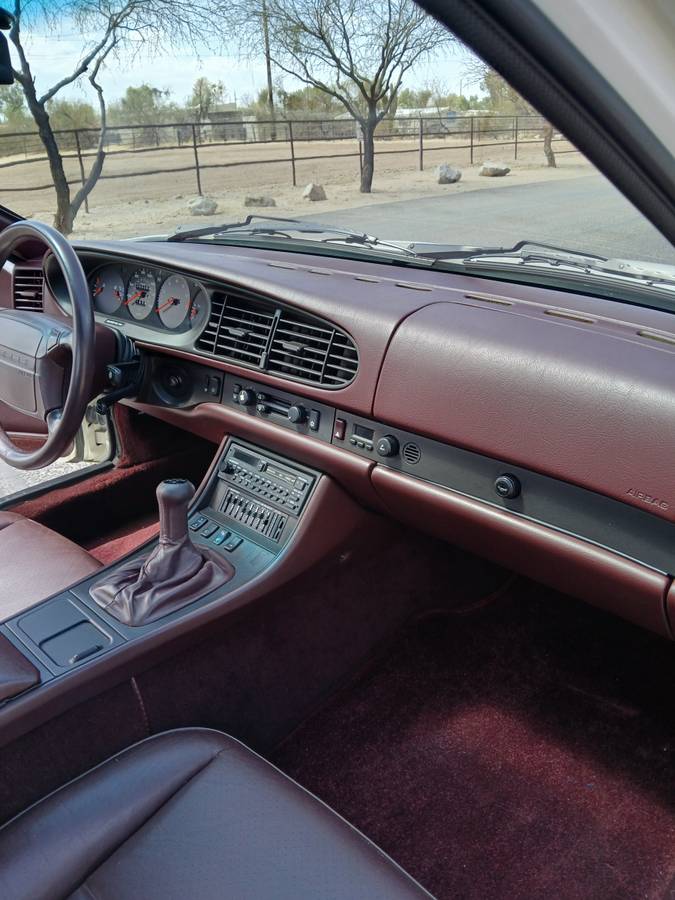 Porsche-944-s2-1989-29