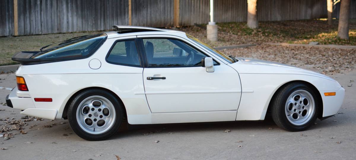 Porsche-944-turbo-1986-1