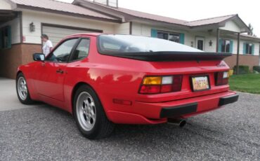Porsche-944-turbo-1986-red-14