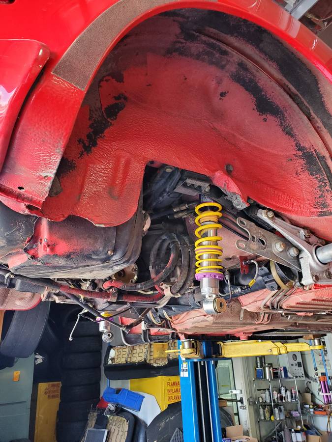 Porsche-944-turbo-1986-red-44