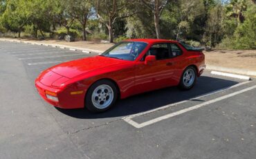 Porsche-944-turbo-1986-red-5