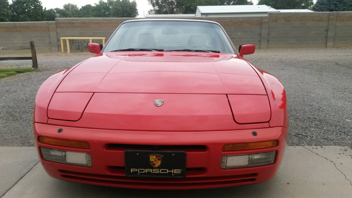 Porsche-944-turbo-1986-red-5
