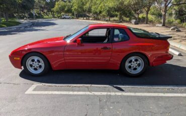 Porsche-944-turbo-1986-red-7