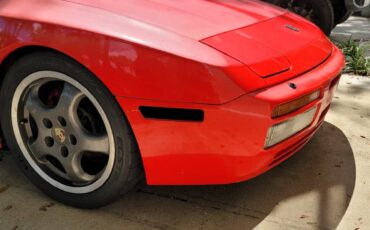 Porsche-944-turbo-1986-red-9