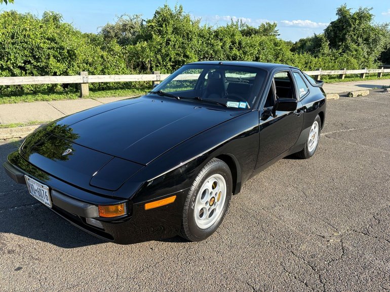 Porsche-944s-1987-Black-Black