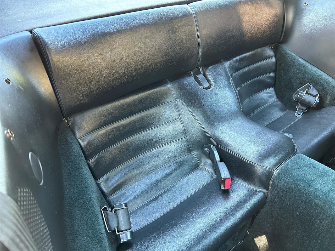 Porsche-944s2-1989-Guards-Red-Black-11