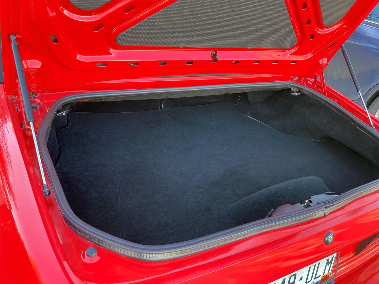 Porsche-944s2-1989-Guards-Red-Black-15