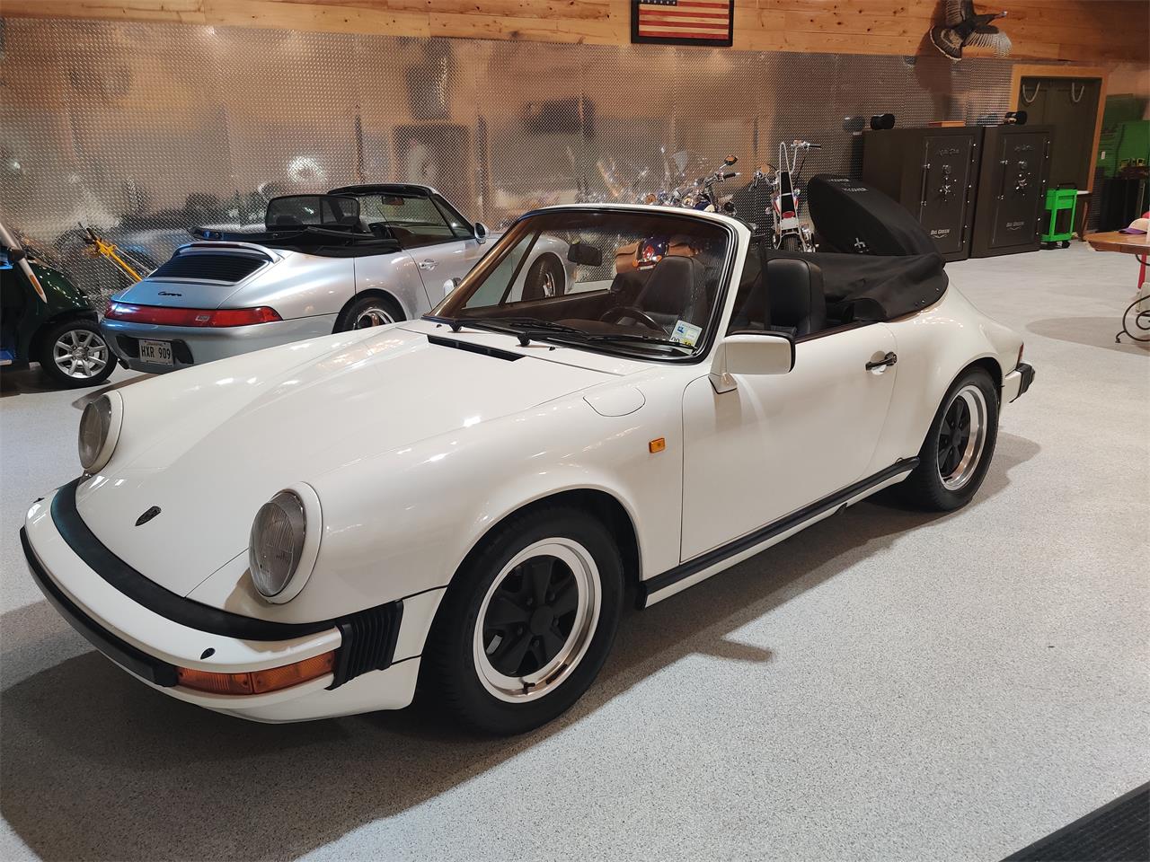 Porsche-Cabriolet-1983-White-3