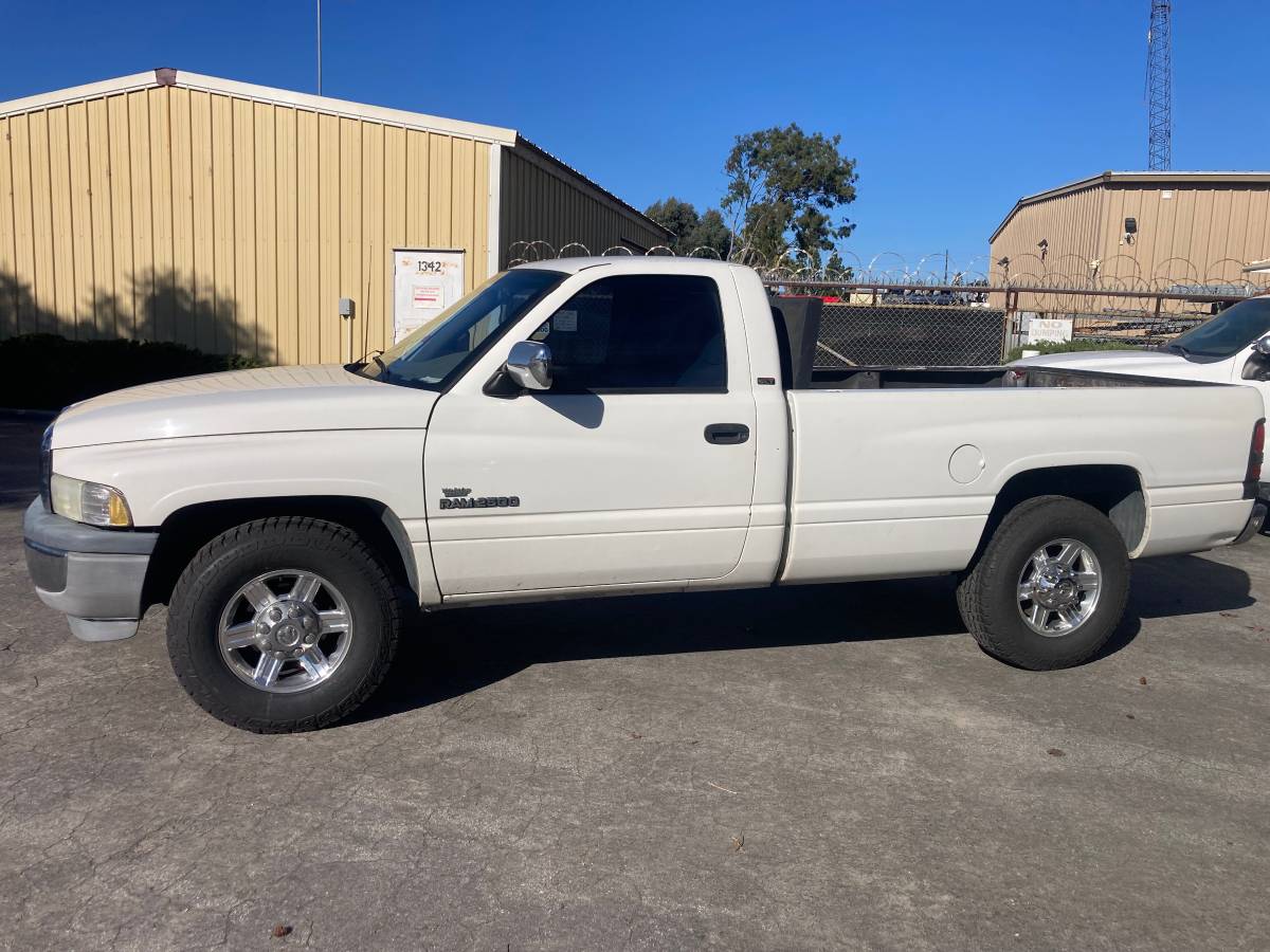 Ram-2500-diesel-1995-9