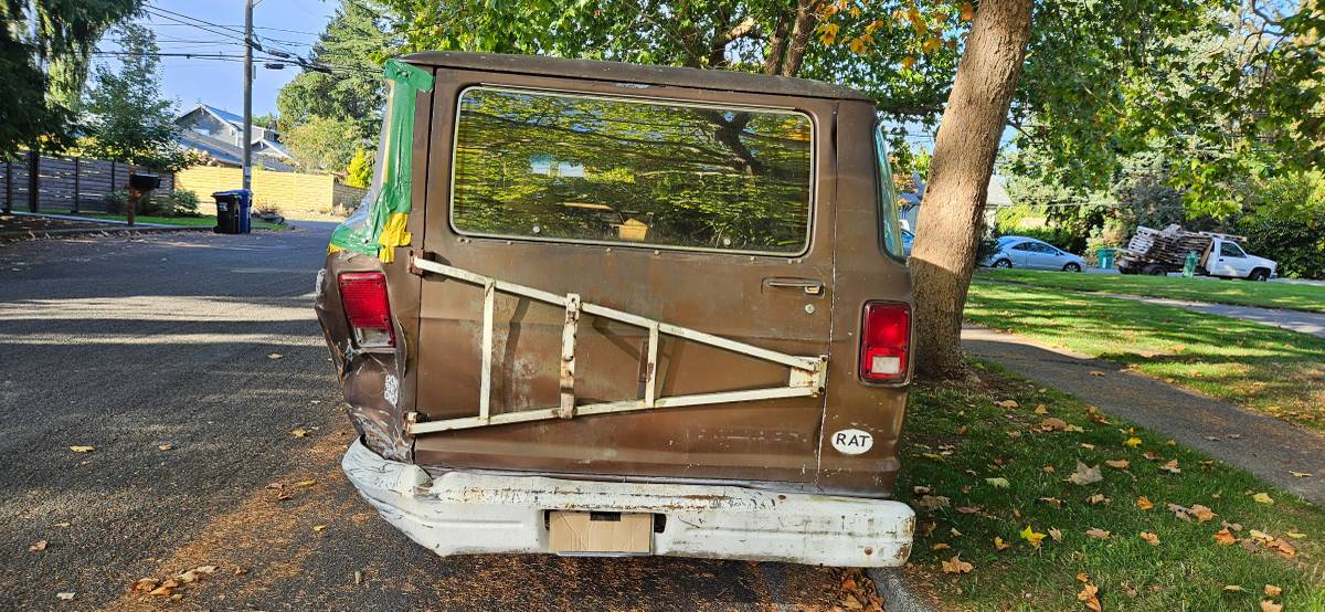 Ram-350-van-1989-brown-1