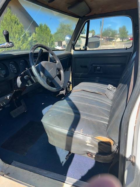 Ram-3500-diesel-1993-white-7